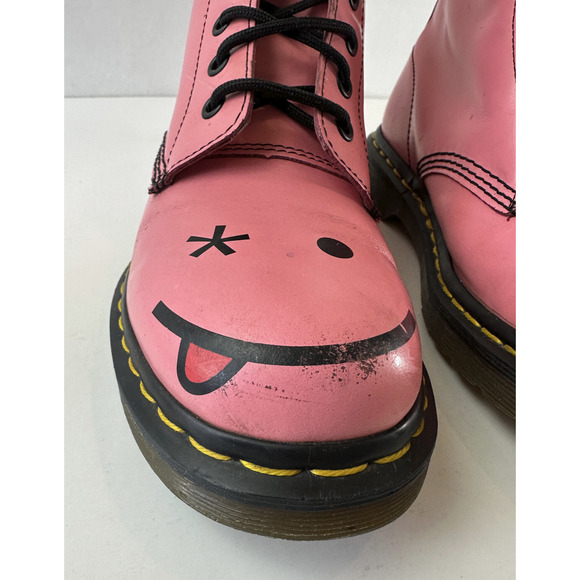 Dr Doc Martens Hincky Smiley Wink Face Acid Pink Combat Boots Lace Up Women's 9 - Picture 4 of 16